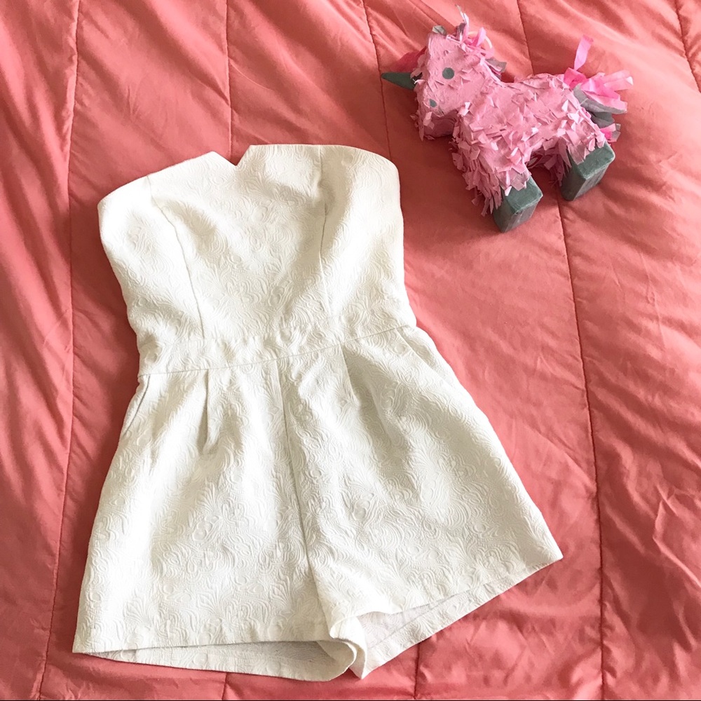 Forever 21 Strapless Notched Romper